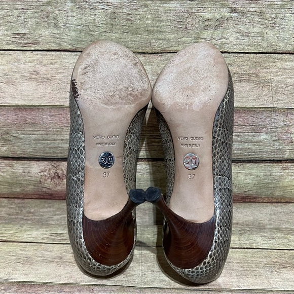 Dolce & Cabbana Snake Print Kitten Heels - Picture 7 of 9